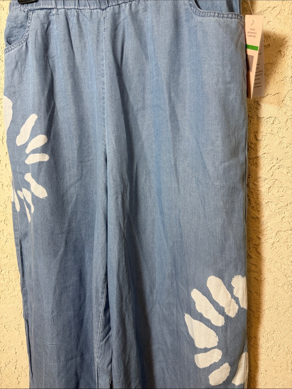 Nanette Lepore Chambray Floral Print Wide Leg Pants Large NWT - Picture 3 of 4